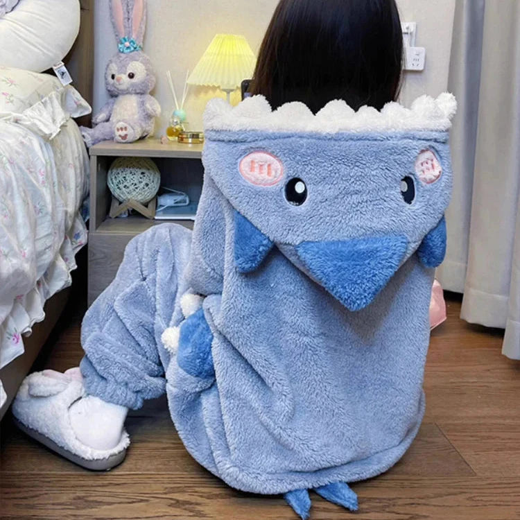 Adorable pijama de tiburón (enterizo)