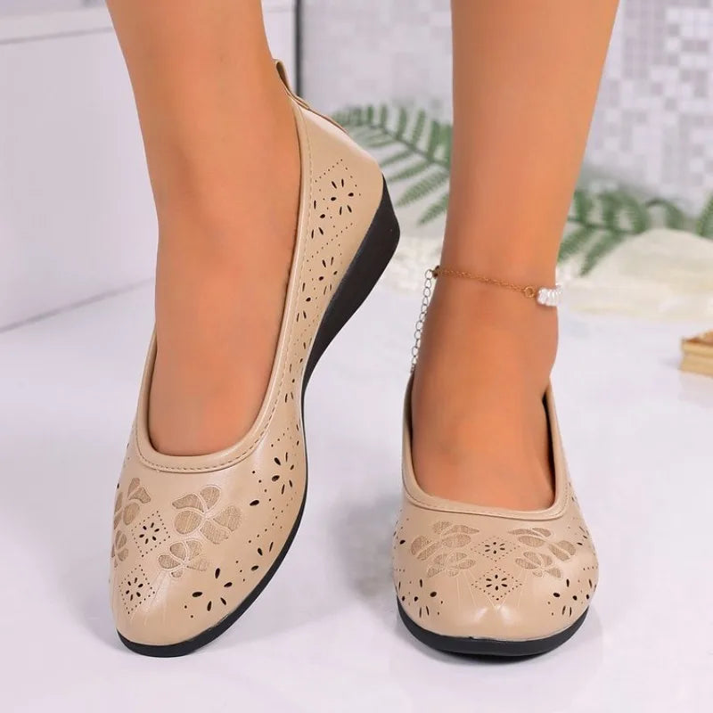 Comfortable Flat Bottom Mom ShoesSoft Surface  Work Casual Women's Footwear Breathable Hollow