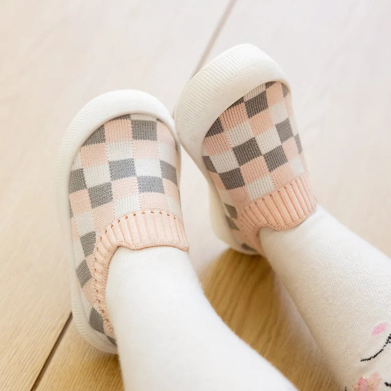 New Baby Walking Shoes Summer Breathable Soft Soled Shoes for Boys and