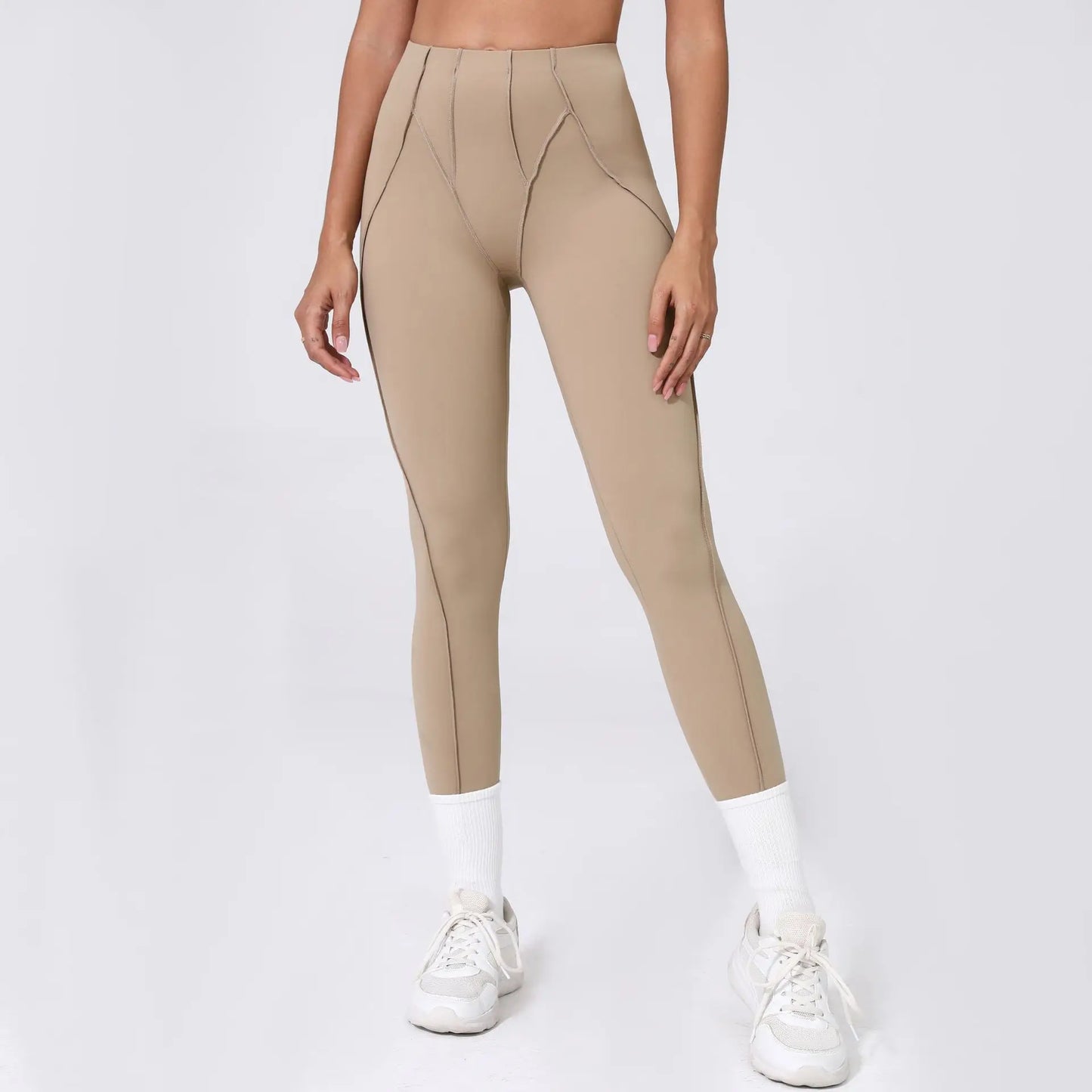 2-Piece Yoga Set – Open Back Sports Bra & High Waist Shorts