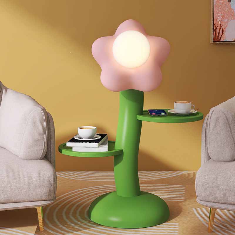 Mesa con Lámpara de Pie en Forma de Flor
