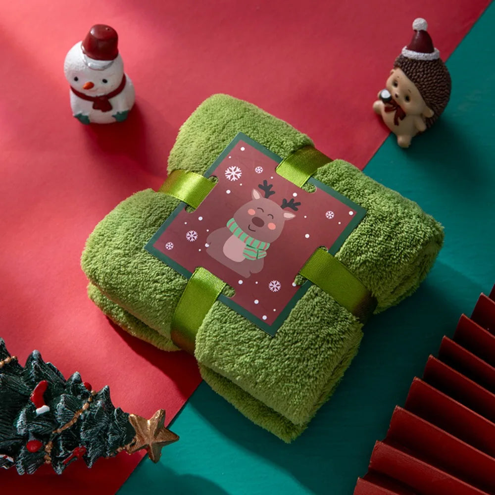 Coral Velvet Christmas Towel Reusable Absorb Water Face Towel Xmas Holiday Decorative Wash Cloth Christmas Gift Party Gift