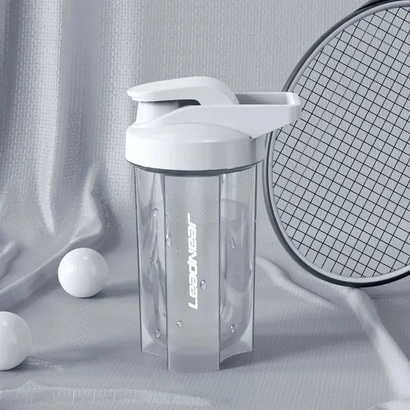 Portable Fitness Shaker Bottle with 500ml Capacity