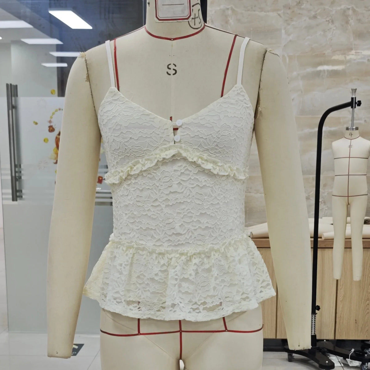 Women Solid Color Lace Camisole Sleeveless Tops Low-cut Backless Slim Fit Summer Camis Tops Clubwear