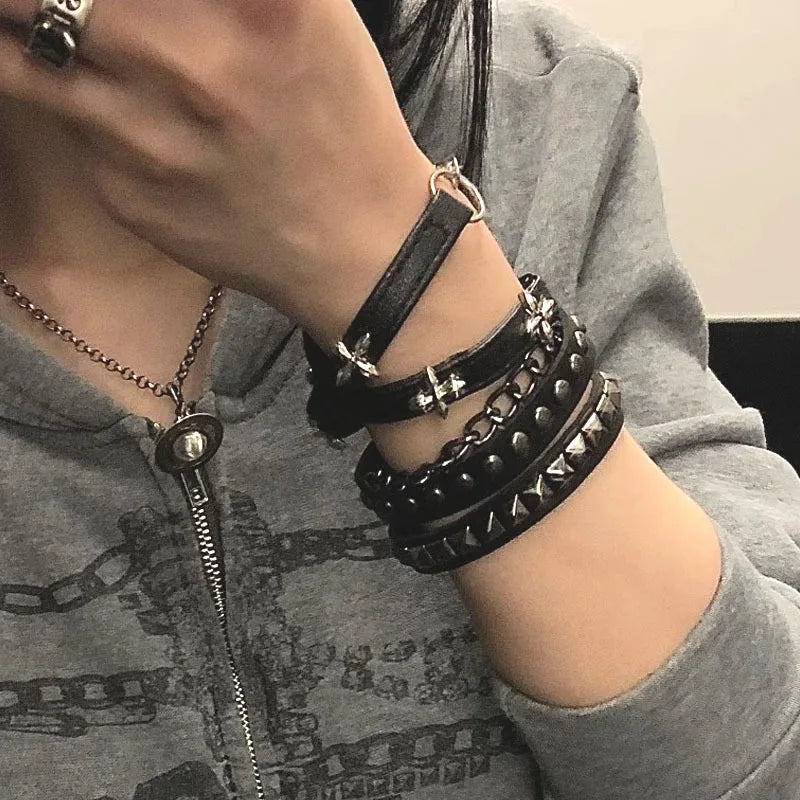 Punk Y2k Layered Bracelet Leather Band Metal Rivets and Chains Unisex Dark Aesthetic Unisex Jewelry for Daily Wear