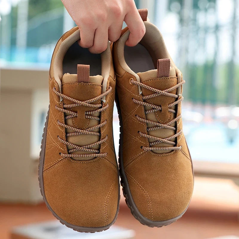 Wide footed large-sized men's suede hiking shoes anti slip leather outdoor sports shoes camping running jogging  men's loafers