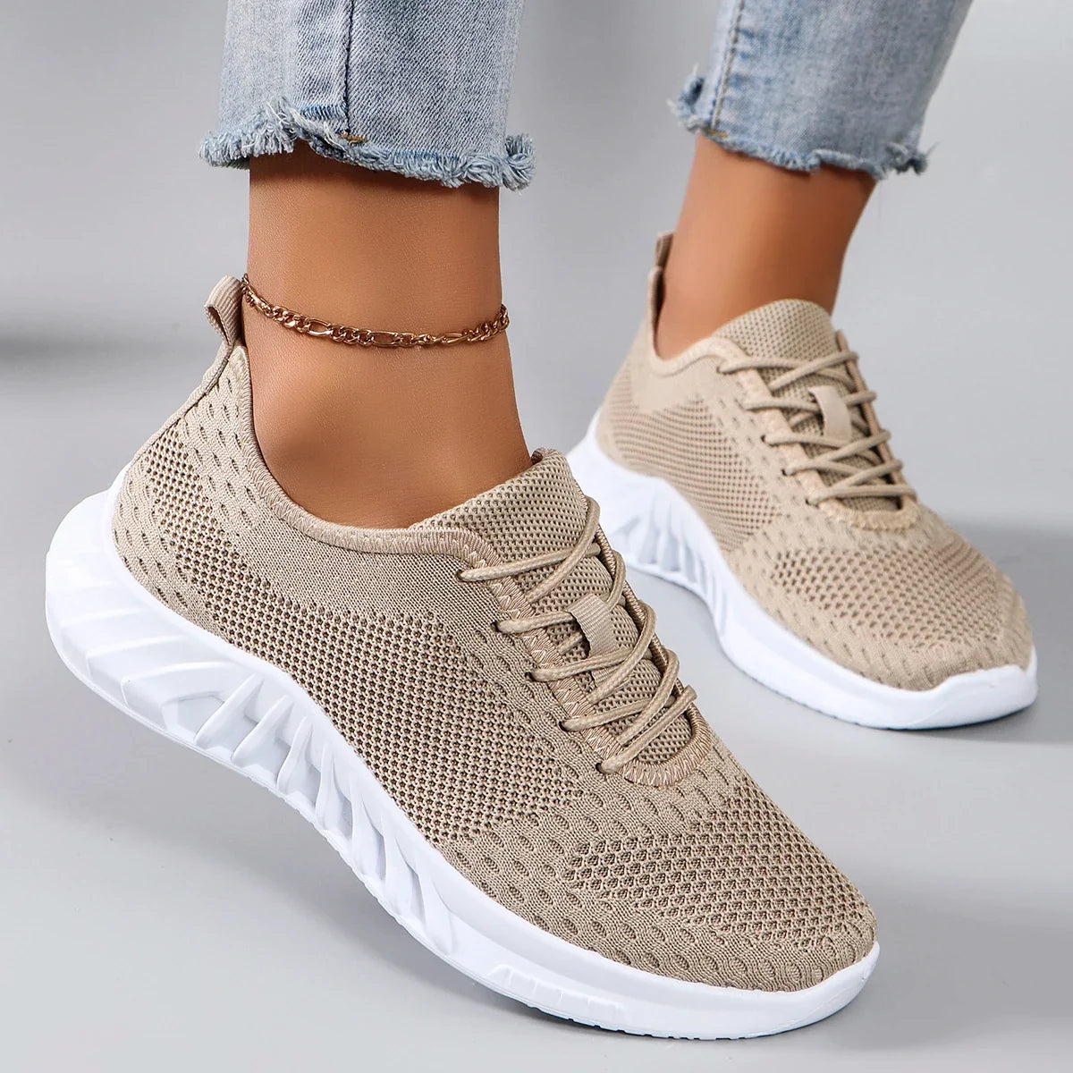 Spring new women's sports shoes, fashionable, breathable, lightweight, non-slip, wear-resistant, casual sports shoes, flat shoes