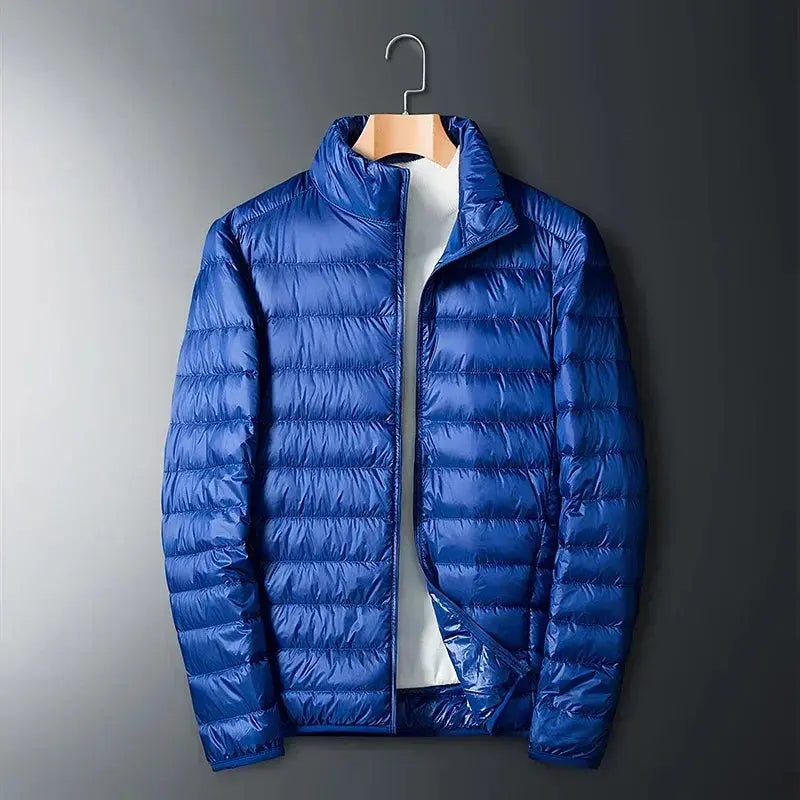 Ultra light Emphasizes the jacket's lightweight design