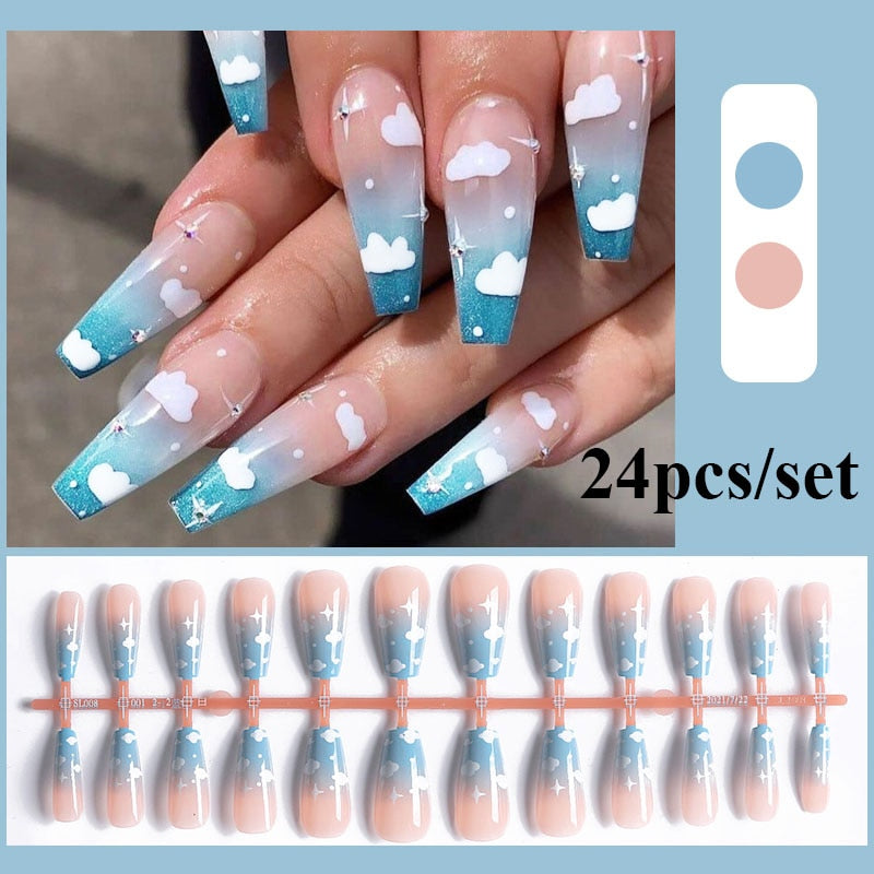 Uñas postizas nubes