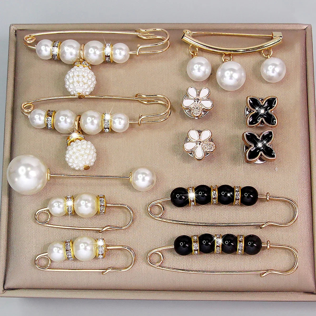 Ainameisi 12pcs Fashion Pearl Brooch Waist Cinching Adjustable Skirt