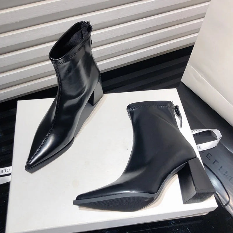 Stylish and Comfortable: Pointed Toe Ankle Boots