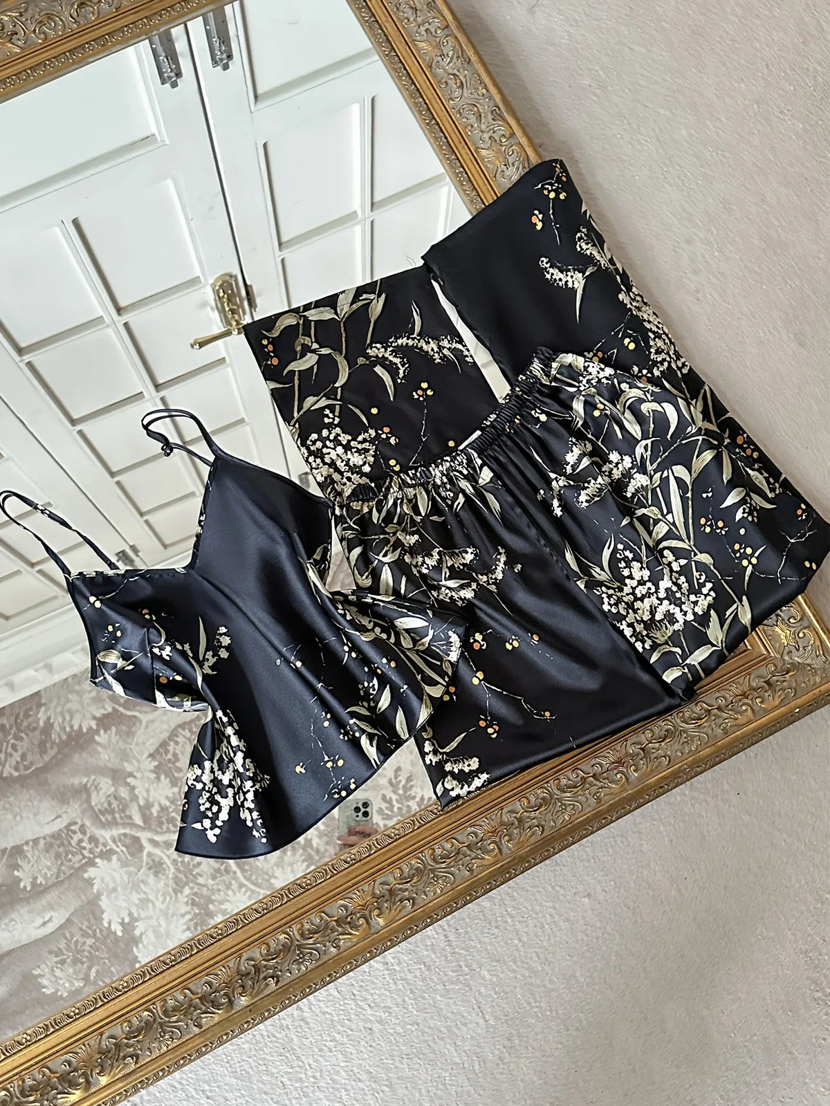 New Women's Pajamas Set Cherry Print Sleeveless V Neck Sexy Sleepwear Fashion 2PC Homewear for Summer and Spring
