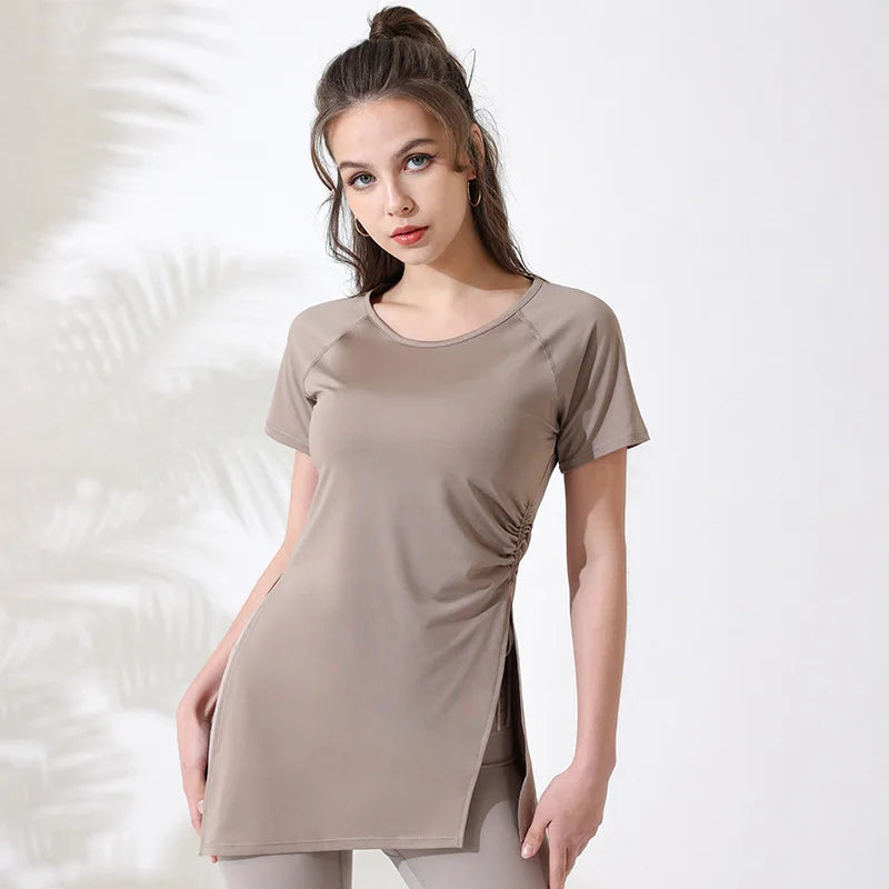 Top de yoga FlexFit para mujer con jaretas laterales