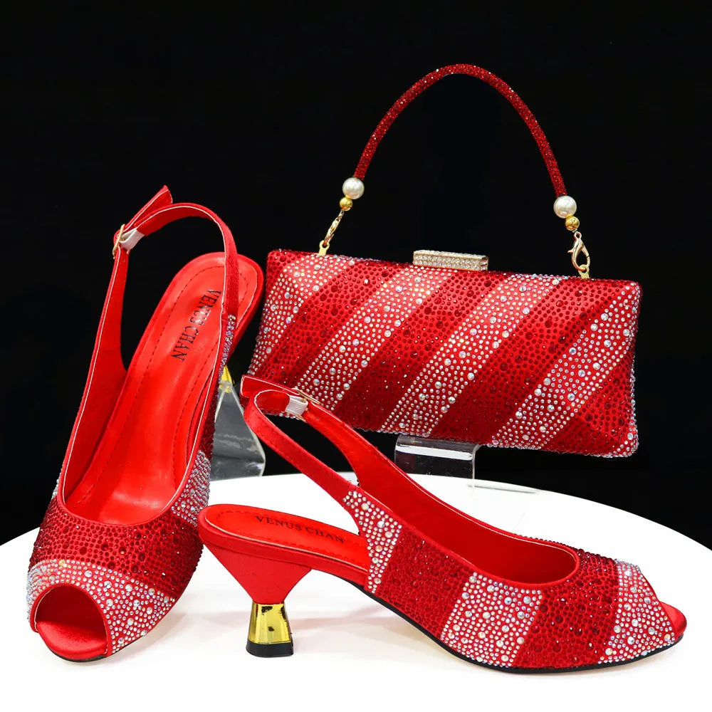 Conjunto a juego de zapatos y bolso nuevos HTY1-22