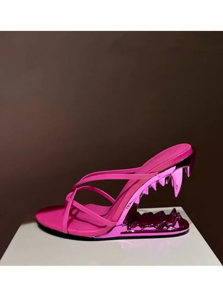2026 Summer New Metal Tiger Teeth Single Shoes, High Heels, Fashion Show, Women's Wear, Size 44 Women's Sandals