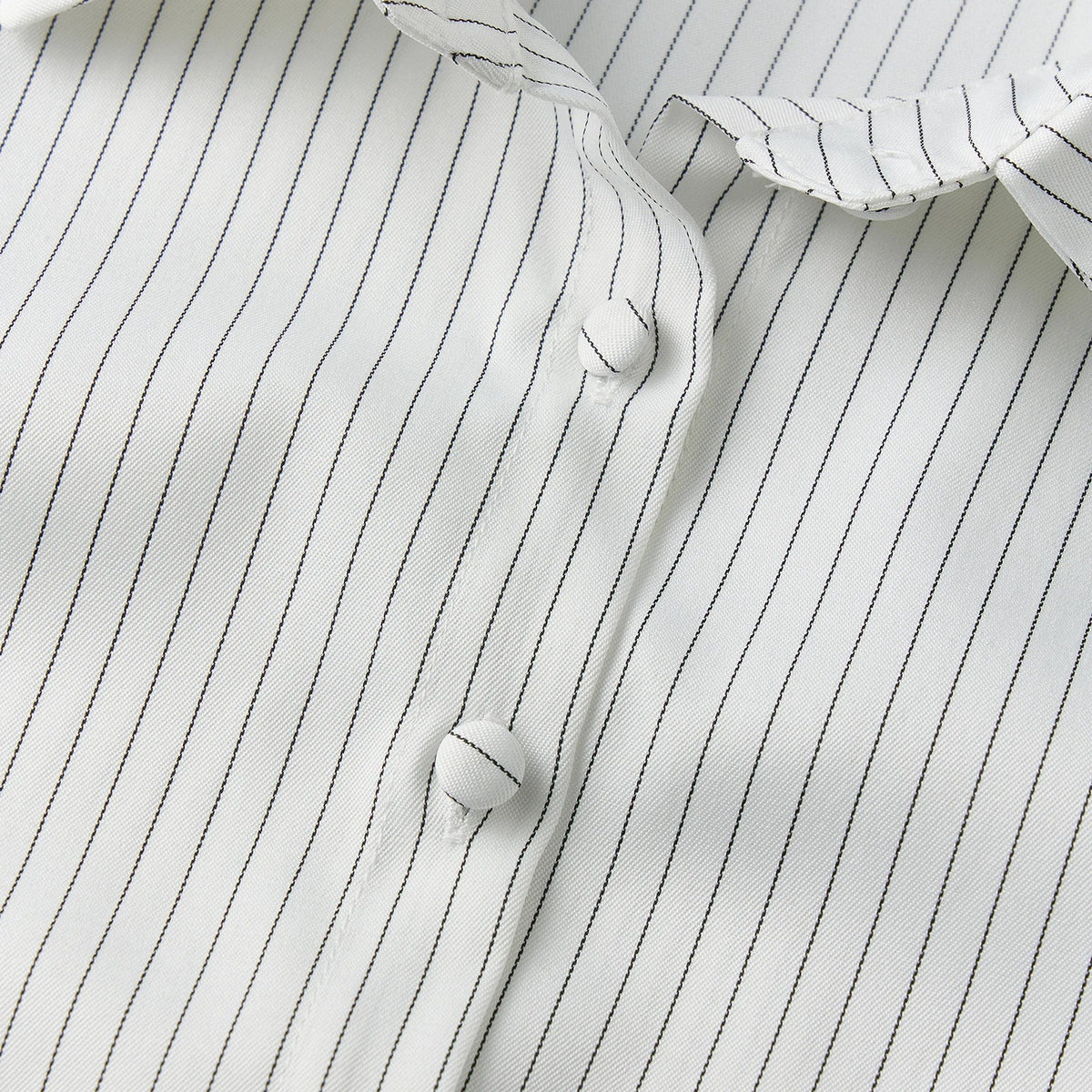 Women Button Down Slim Fit Striped Shirt Fashionable Summer Short Sleeve Turn Down Collar Tops for Casual Daily Wear
