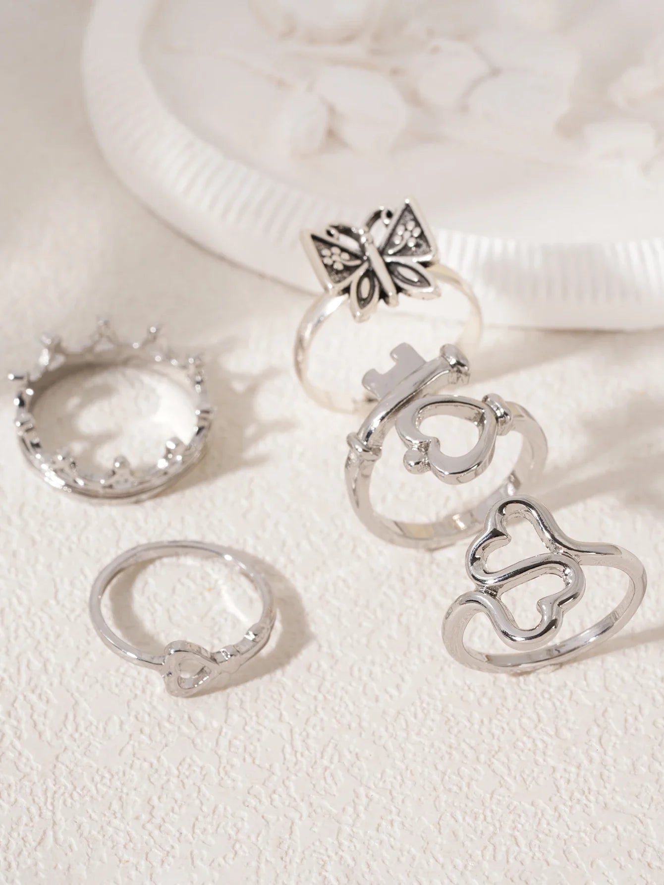 Heart Butterfly Ring Set Crown Heart-Shaped Designs Stackable Vintage Jewelry for Women, Boho Punk Fashion Accessory