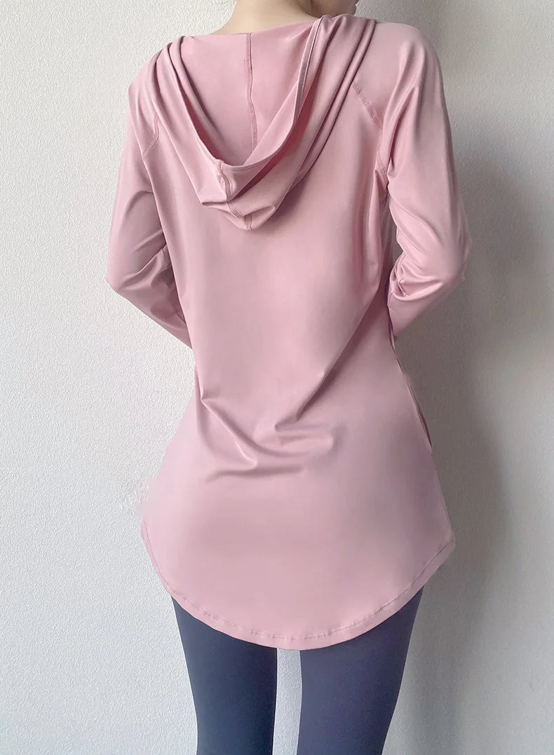 Camiseta con capucha AirFlow para yoga y running de mujer