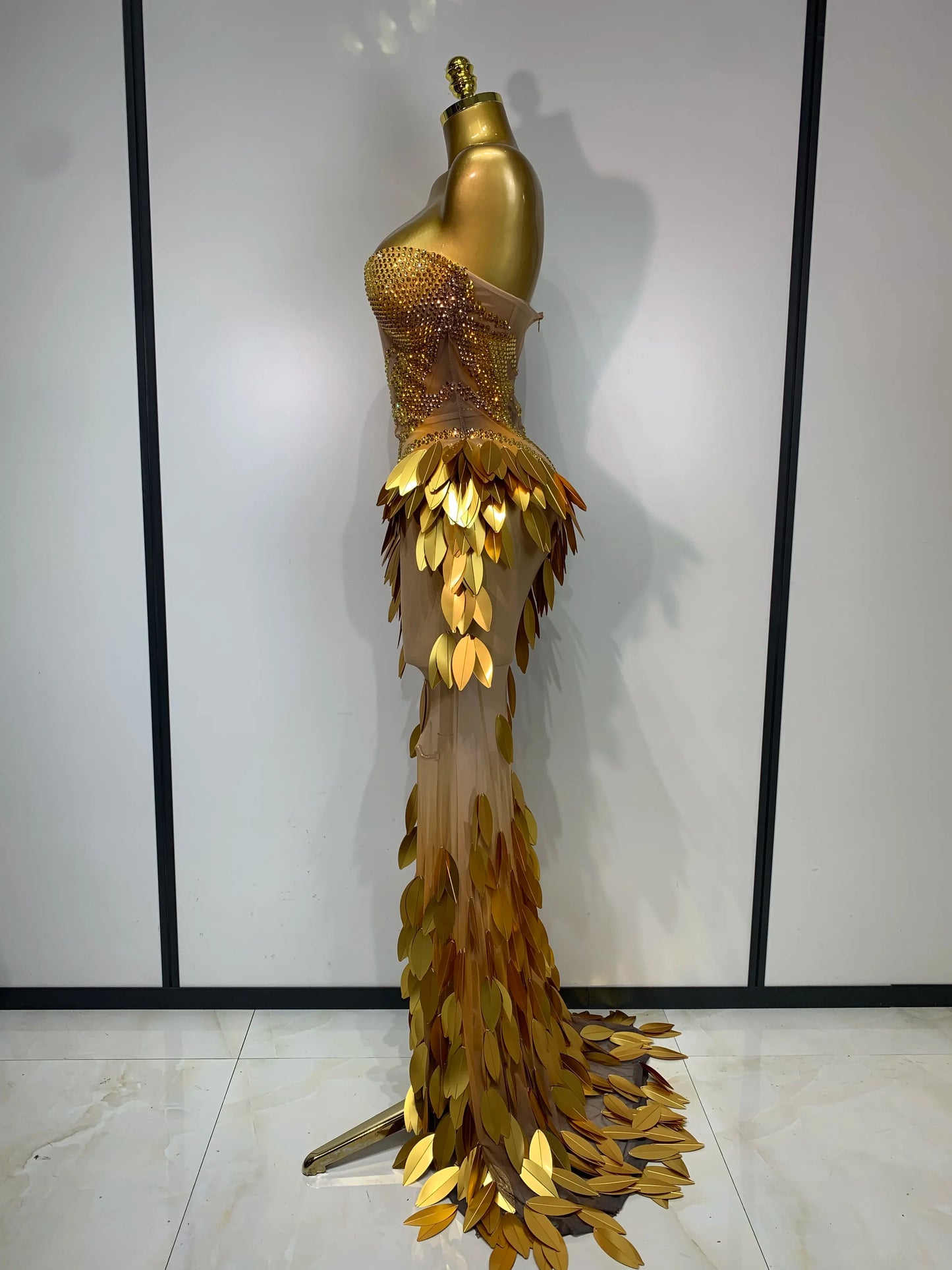 Women Sexy Strapless Mesh Maxi Long Dress Sparkly Gold Rhinestone Sequin Evening Party Gown Luxury Nightclub Birthday Prom Dress