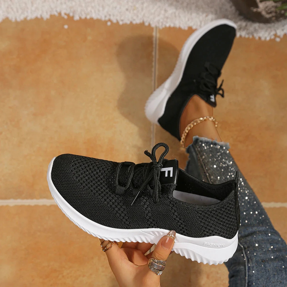 Women's Shoes Ladies Outdoor Casual Sneakers Breathable Knit Upper Lightweight Comfortable Anti Slip Soft Walking Shoes