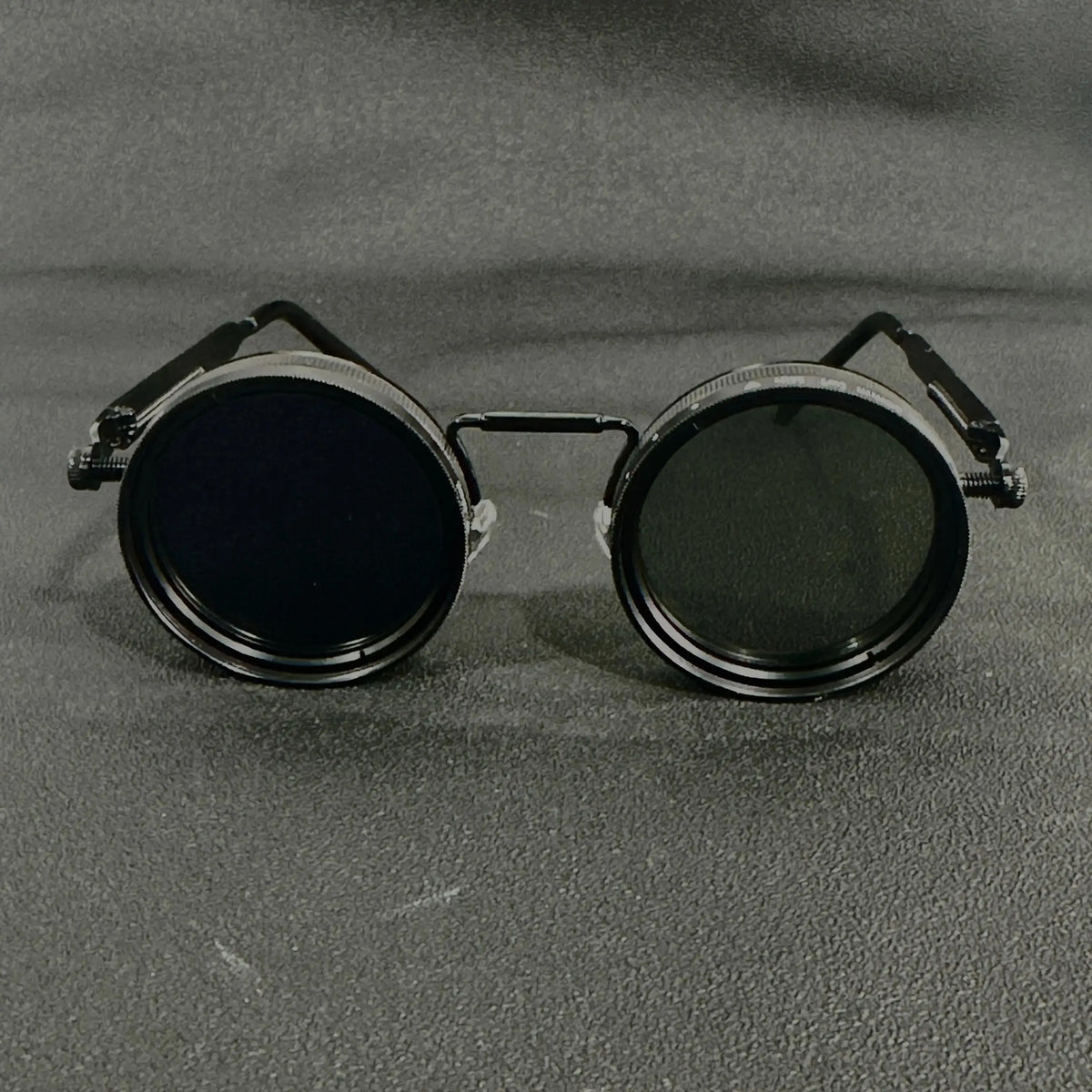 Men's Retro Steampunk Rotating Fashion Glasses - Adjustable Brightness Suitable for Party and Casual Wearing - Bohemian Style Gl