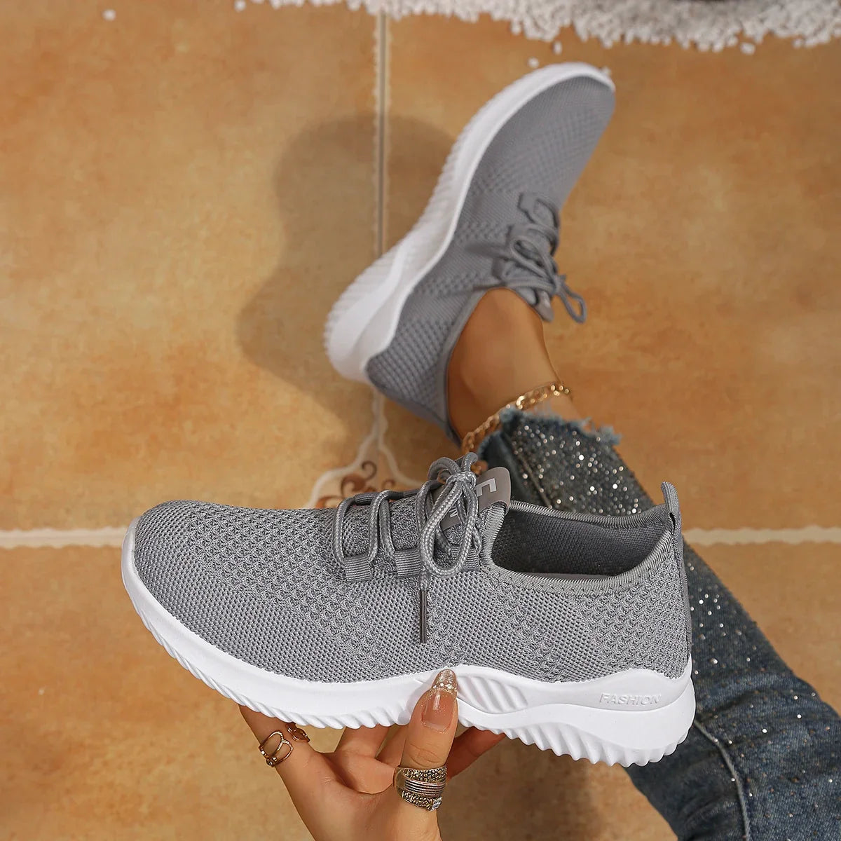 Women's Shoes Ladies Outdoor Casual Sneakers Breathable Knit Upper Lightweight Comfortable Anti Slip Soft Walking Shoes