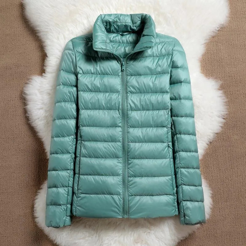 Light Down Coat Women Spring Jacket Fashion Short Ultra Lightweight Packable Puffer Coats Female Down Warm Slim Fit Parkas