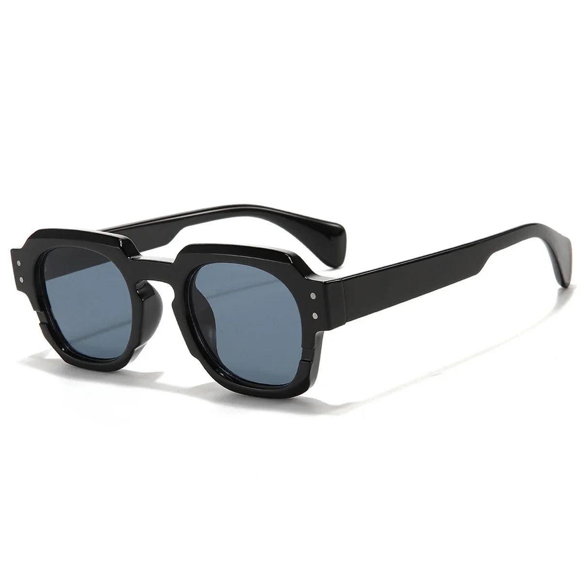Ins Popular Trending Women Square Sunglasses Men Vintage Clear Lens Frame Rivets Punk Female Shades UV400 Male Sun Glasses