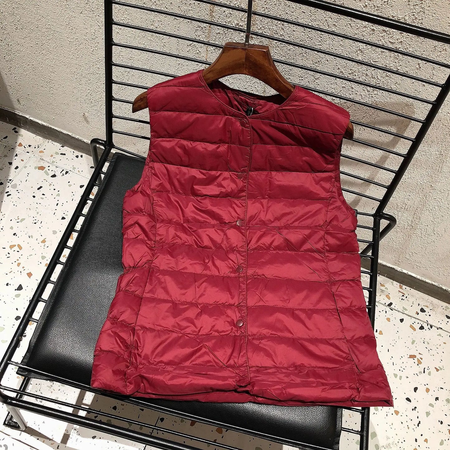Female 90% White Duck Down Ultra Lightweight Packable Warm Down Liner Vest 2023 New Women Sleeveless Puffer Jacket
