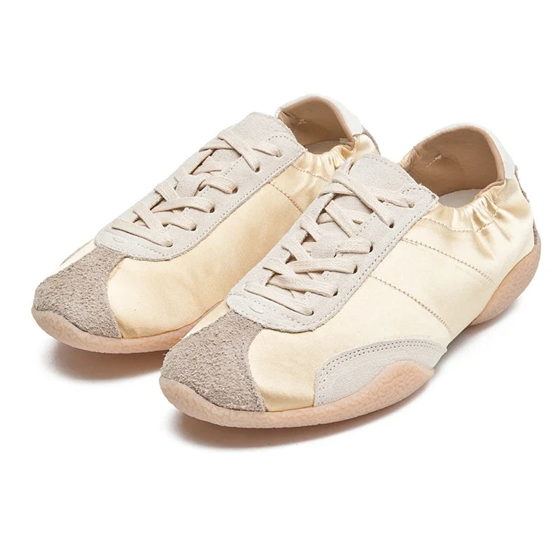 AIYUQI 2026 New Women's Sneakers Shoe Anti-slip and Breathable Women Training Shoes Flat Casual Girl Shoes for Spring and Autumn