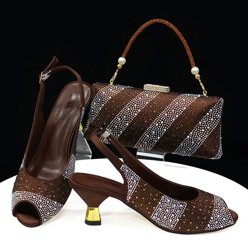 Conjunto a juego de zapatos y bolso nuevos HTY1-22