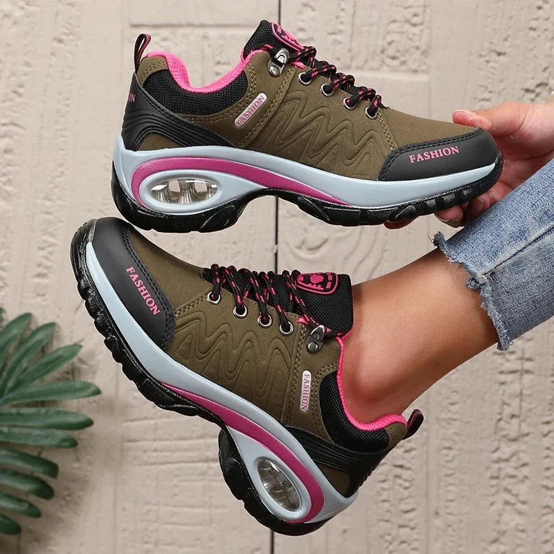 Fashionable Women's Black Genuine Leather Sports Shoes  Breathable and Comfortable Sports Shoes Suitable for Daily Use Exercise