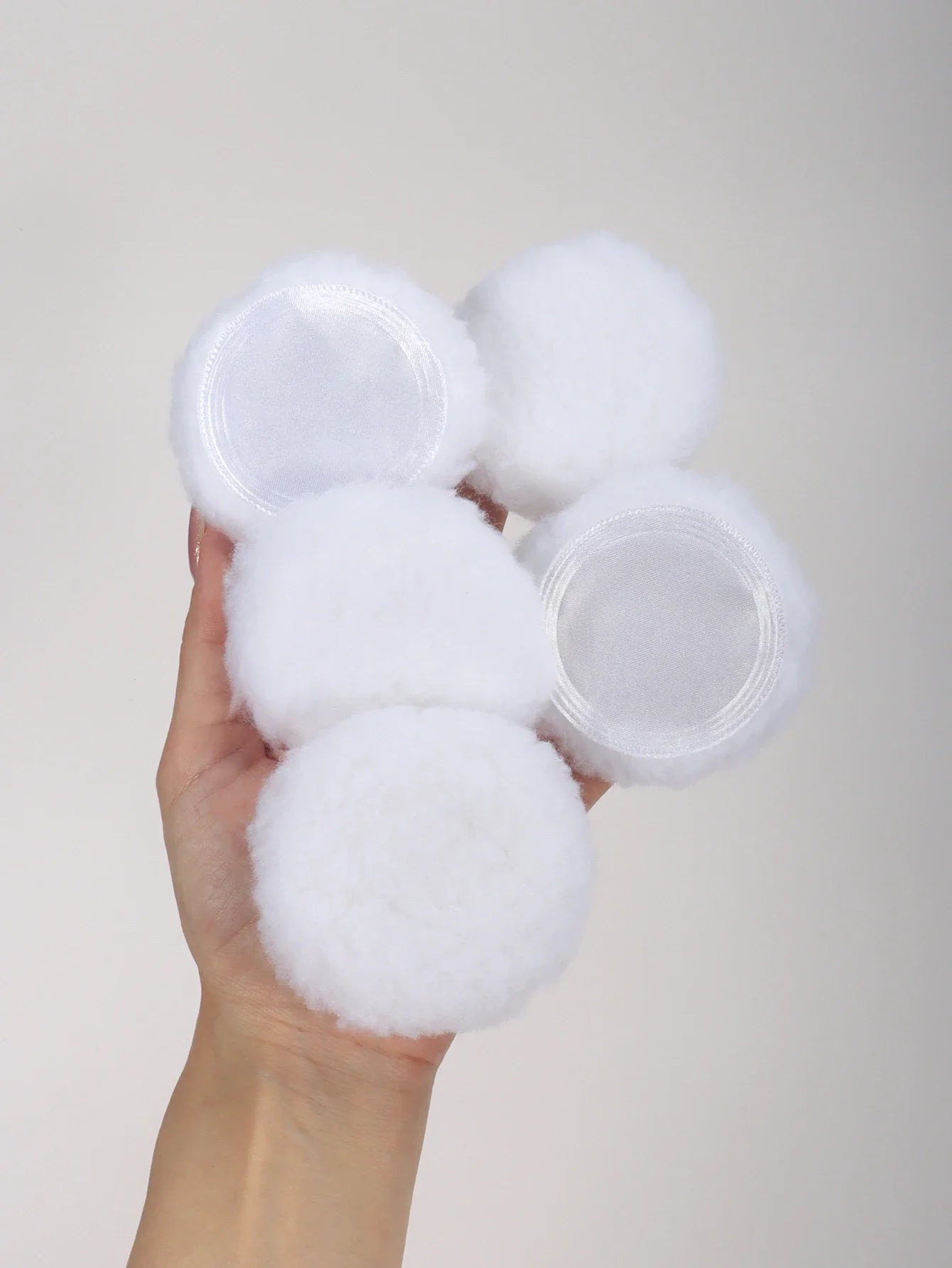 2-5-10-20Pcs Portable and Practical High-Grade White Round Powder Puff for Base and Fixing Makeup