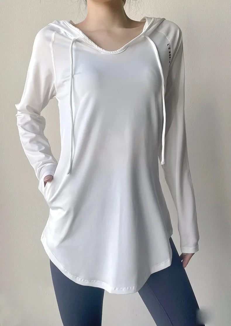 Camiseta con capucha AirFlow para yoga y running de mujer