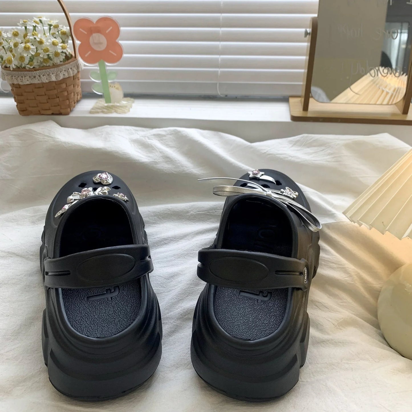 Cute DIY Bow knot Fashion Clogs For Women Indoor Street Slippers Thick Sole Female Summer Shoes Soft EVA Girls Beach Sandals