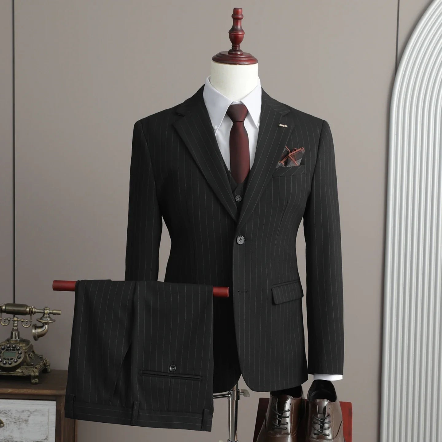 A Stylish and Cool Striped Casual Business Three-Piece Suit Set for