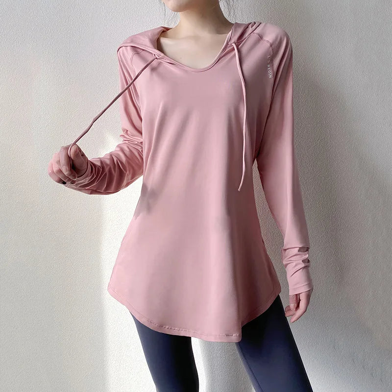 Camiseta con capucha AirFlow para yoga y running de mujer