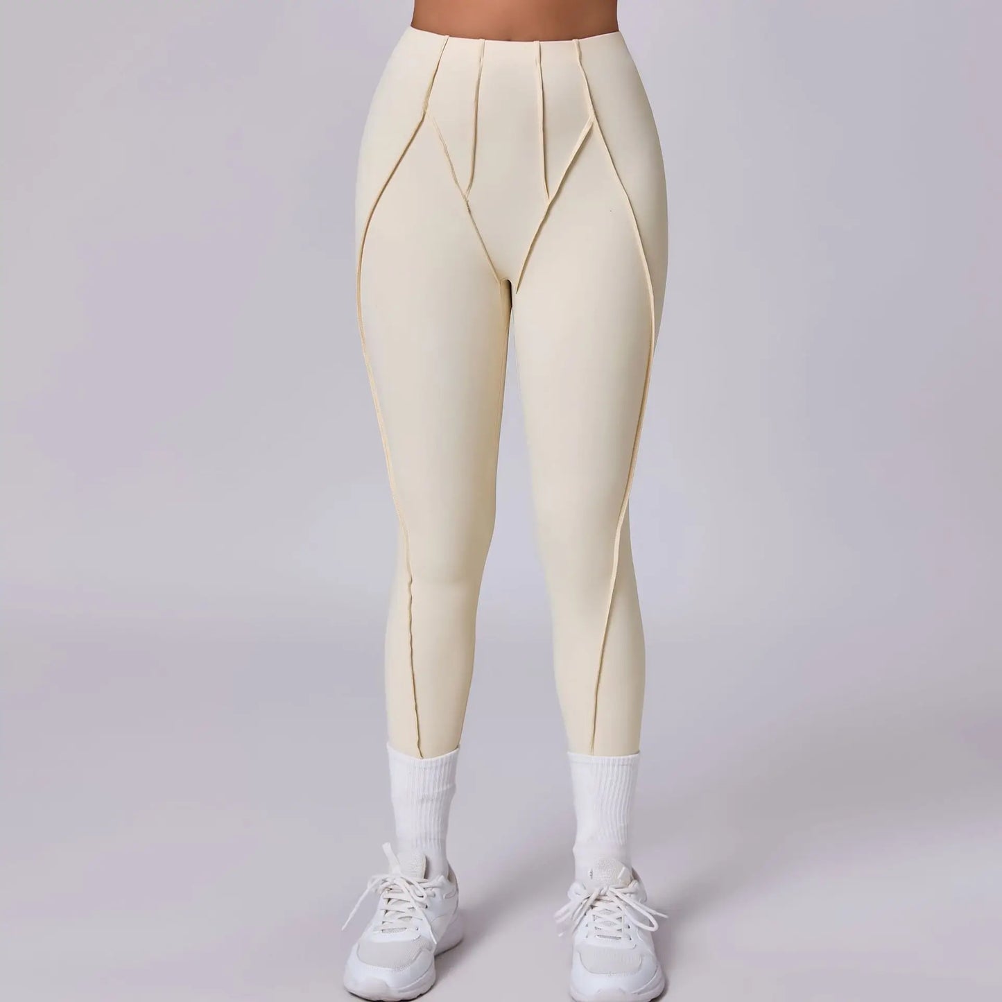 2-Piece Yoga Set – Open Back Sports Bra & High Waist Shorts