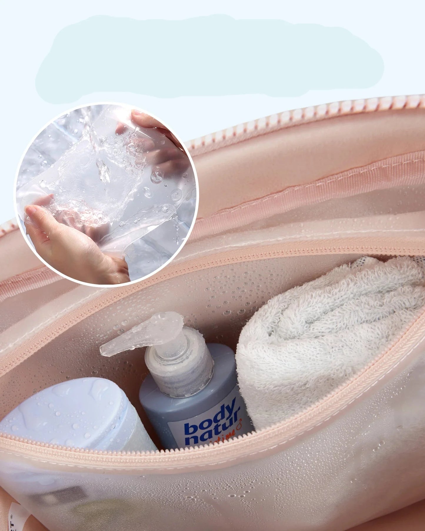 Durable Travel Duffel: Waterproof, Perfect for Weekends