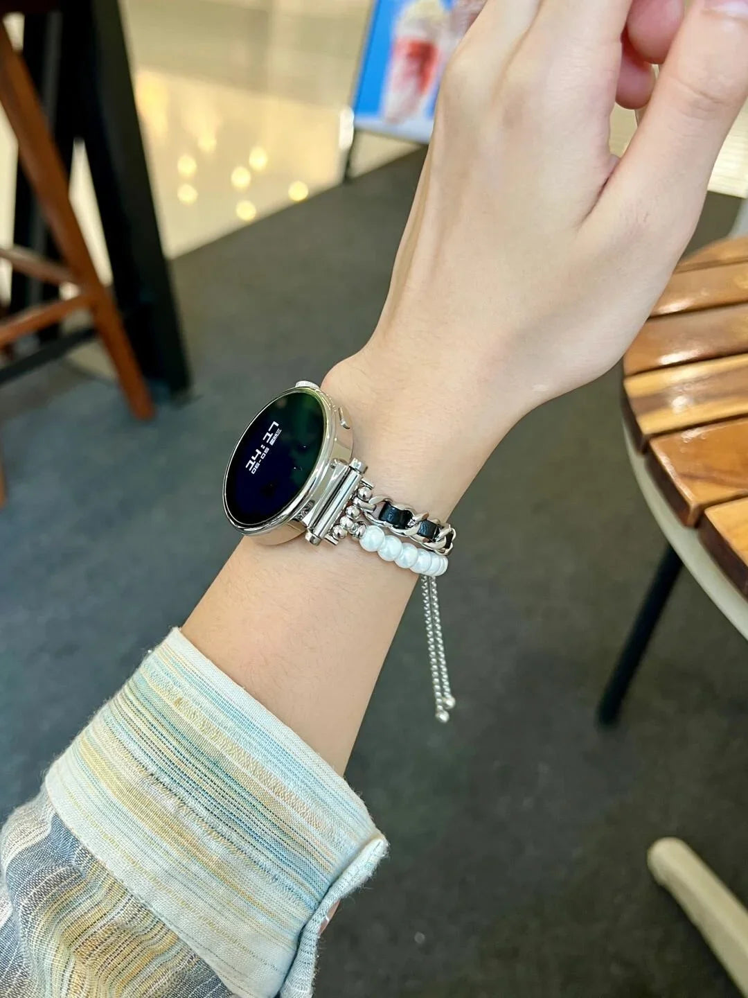 OnePlus Watch Women's Pearl Chain Bracelet
