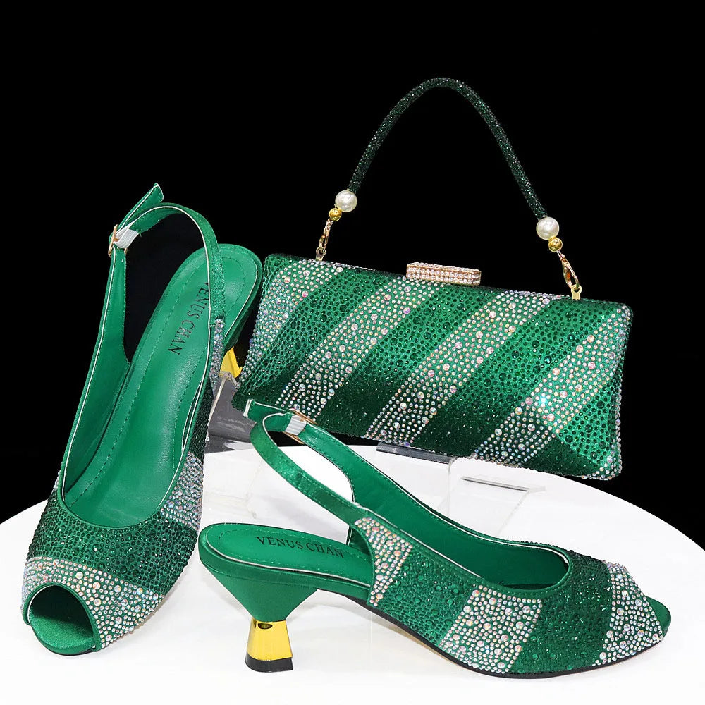 Conjunto a juego de zapatos y bolso nuevos HTY1-22