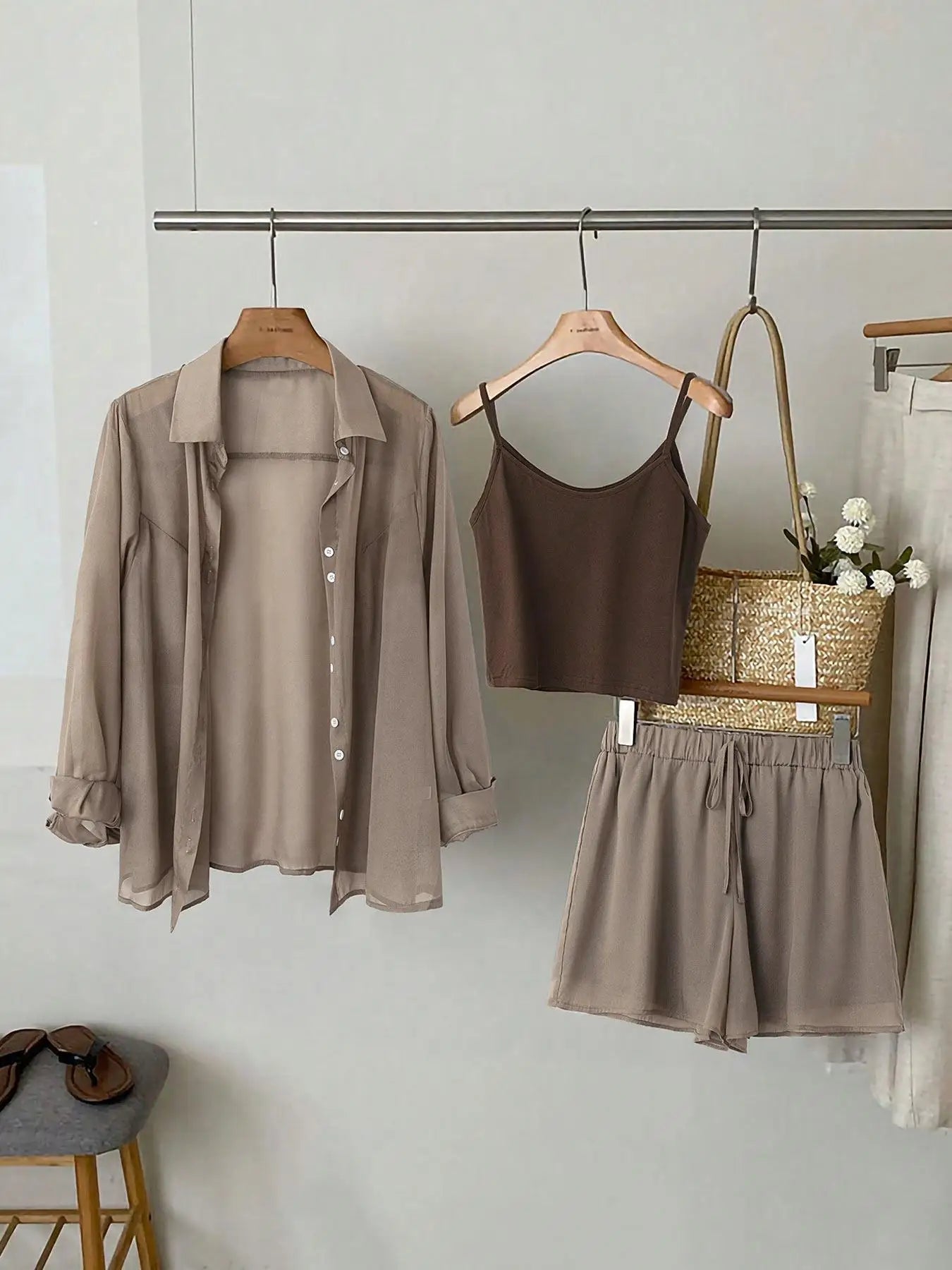 【Plus Size】 Three-Piece Set Solid Color Set, Casual Long Sleeve Button Shirt & Crop Cami Top & Shorts Set