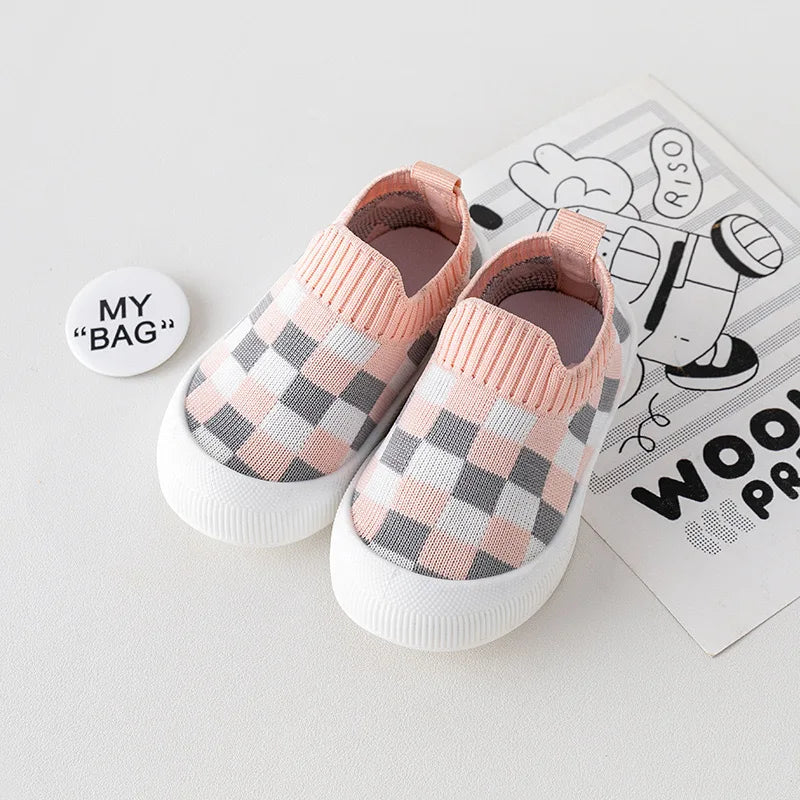 New Baby Walking Shoes Summer Breathable Soft Soled Shoes for Boys and