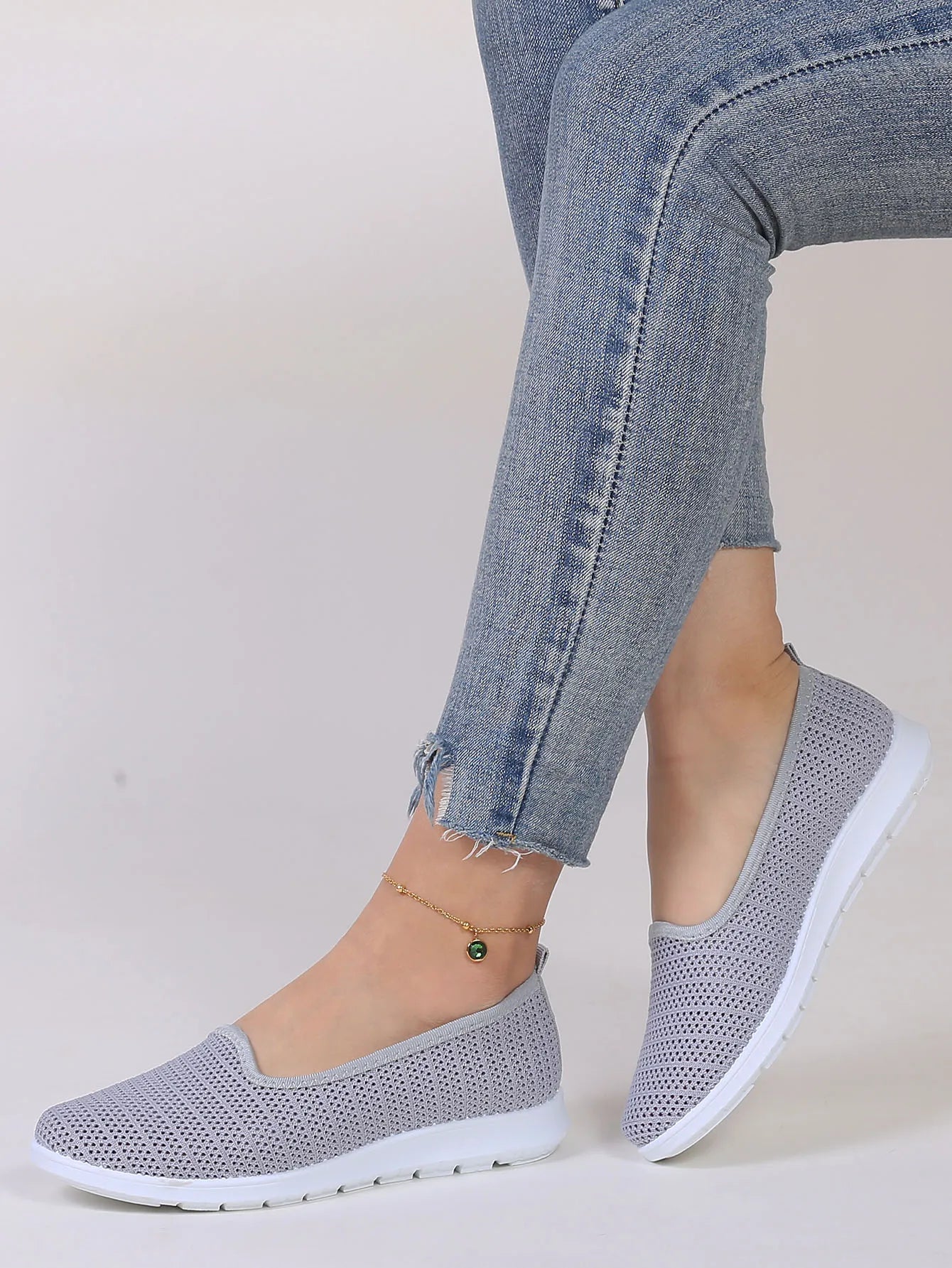 Spring new women's sports shoes, fashionable, breathable, lightweight, non-slip, wear-resistant, casual sports shoes, flat shoes