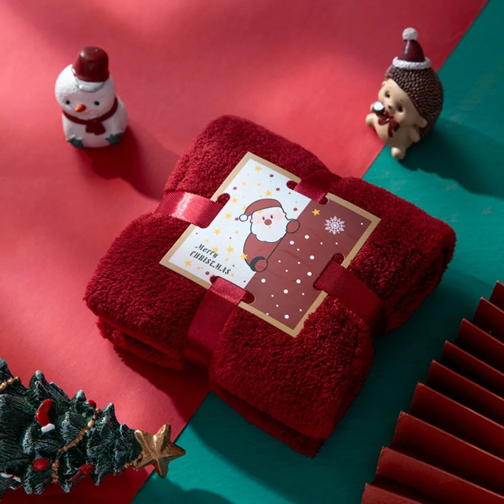 Coral Velvet Christmas Towel Reusable Absorb Water Face Towel Xmas Holiday Decorative Wash Cloth Christmas Gift Party Gift