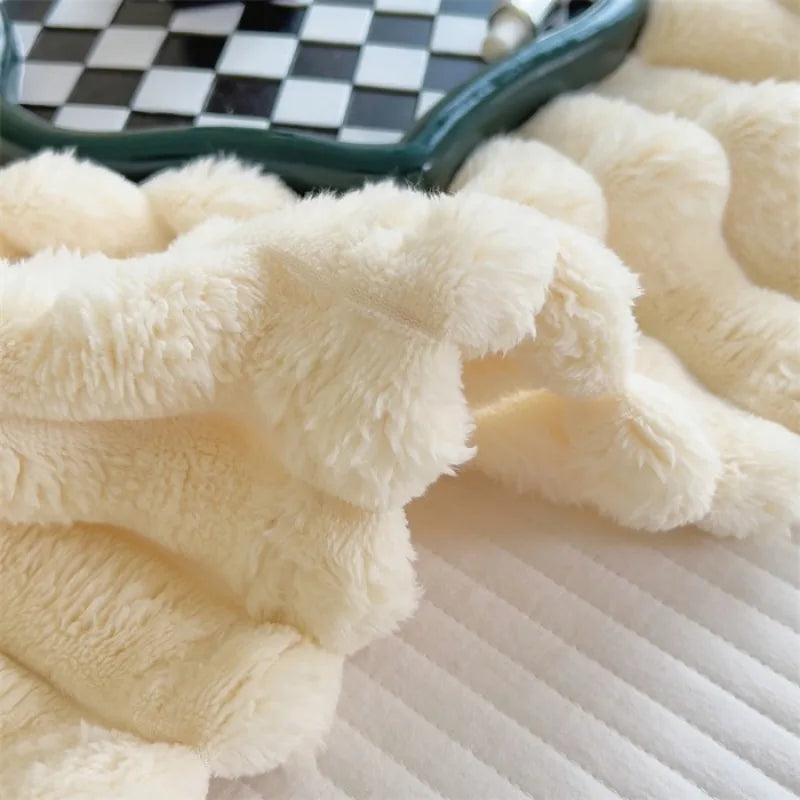 2025 autumn and winter new solid color imitation rabbit fur blanket thickened blanket drawn milk fleece blanket,  no pillowcase