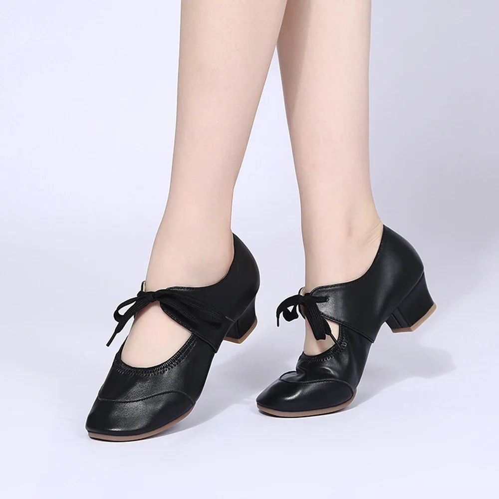 Solid Color Comfortable Breathable Dance Shoes Low Heels Soft Soles Fashionable Adjustable Women's Dance Shoes 2025 New