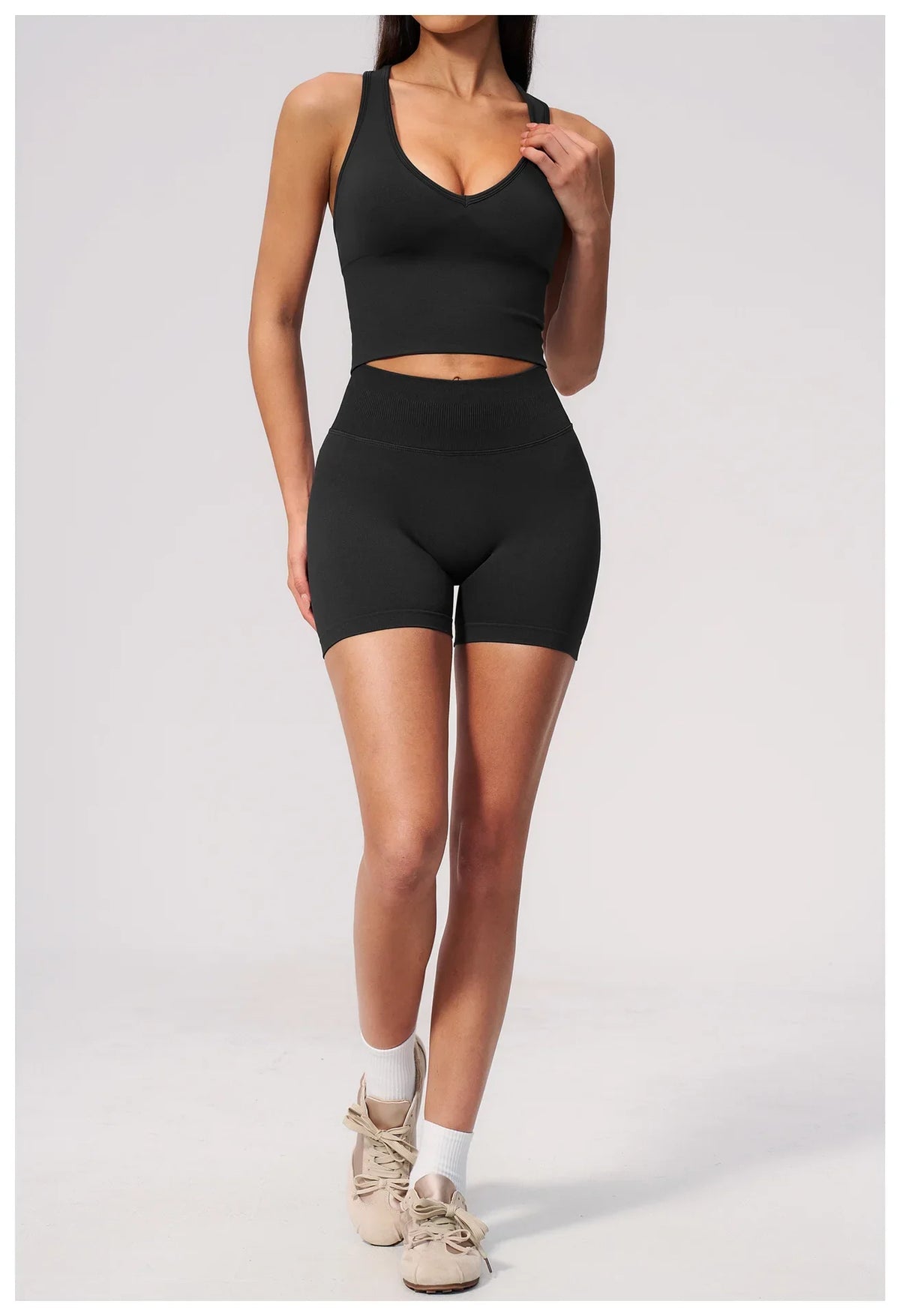 Seamless Yoga Sets Women Breathable V Neck Shockproof Sports Vest Fitness Suit Outwear High Waist Shorts Training Fitness Suit