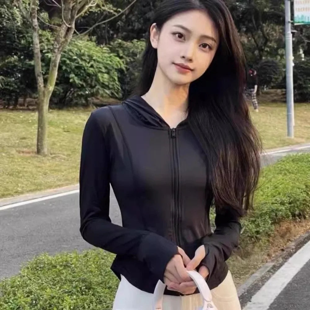 NEW Summer Women's Stand Collar Yoga Sun Protection Jacket, Anti-UV Slim Lightweight Sun Shirt for Outdoor Sports & Daily Wear