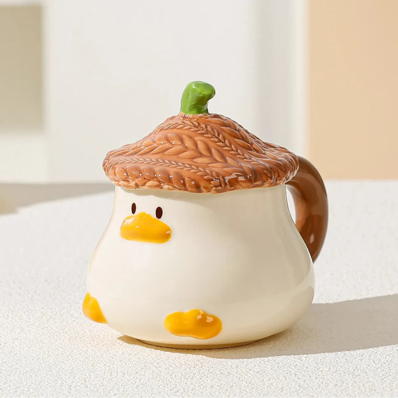 Taza de pato kawaii con tapa